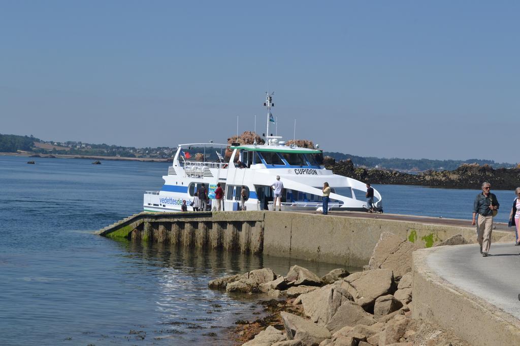Des Gardiens De Phare Lezardrieux